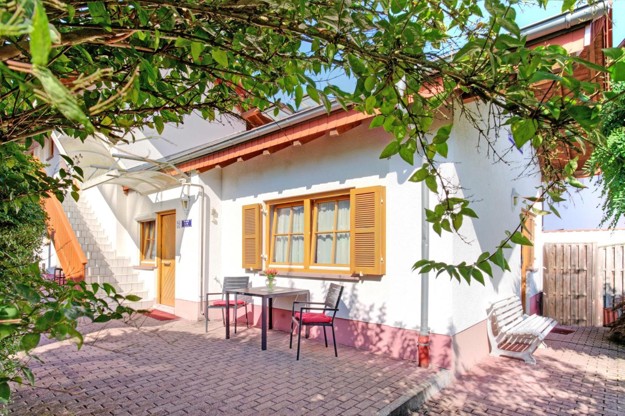Apartment Landhotel Zum Storchennest Bann Екстериор снимка