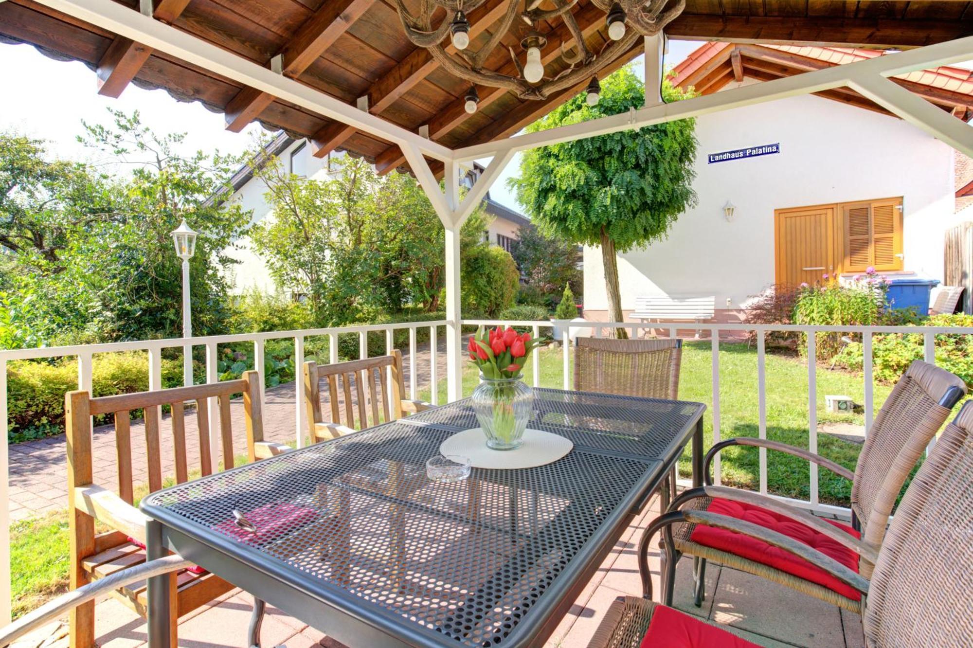 Apartment Landhotel Zum Storchennest Bann Екстериор снимка